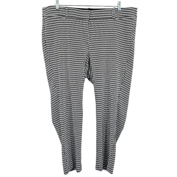 Lane Bryant Dress Work Pants 22 Black White Geometric Print Stretchy Ankle Crop - Picture 11 of 11